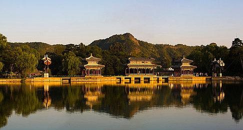 东方《红魔城蕾米莉亚2：妖幻镇魂歌》12月14日发售